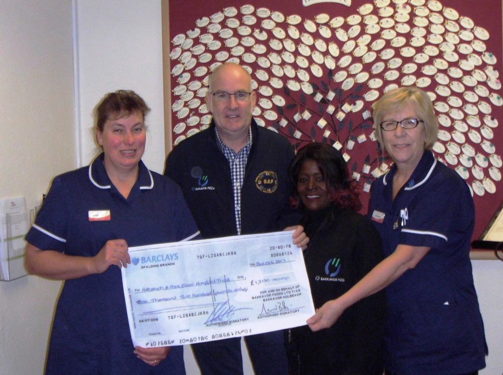 Holbeach Hospital receives donation from Bakkavor Pizza – Holbeach ...